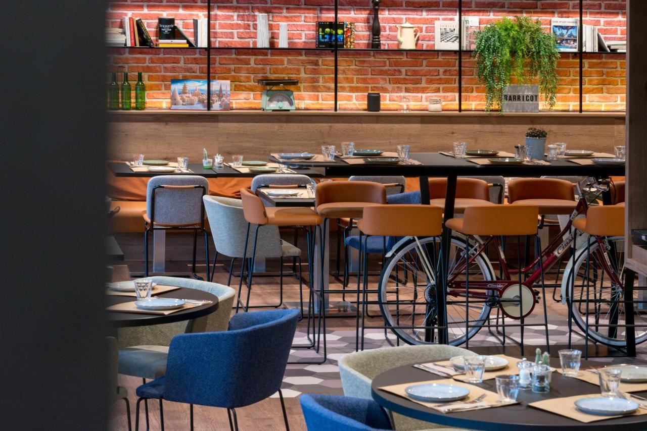 Mercure Centre Compans Hotel 4*