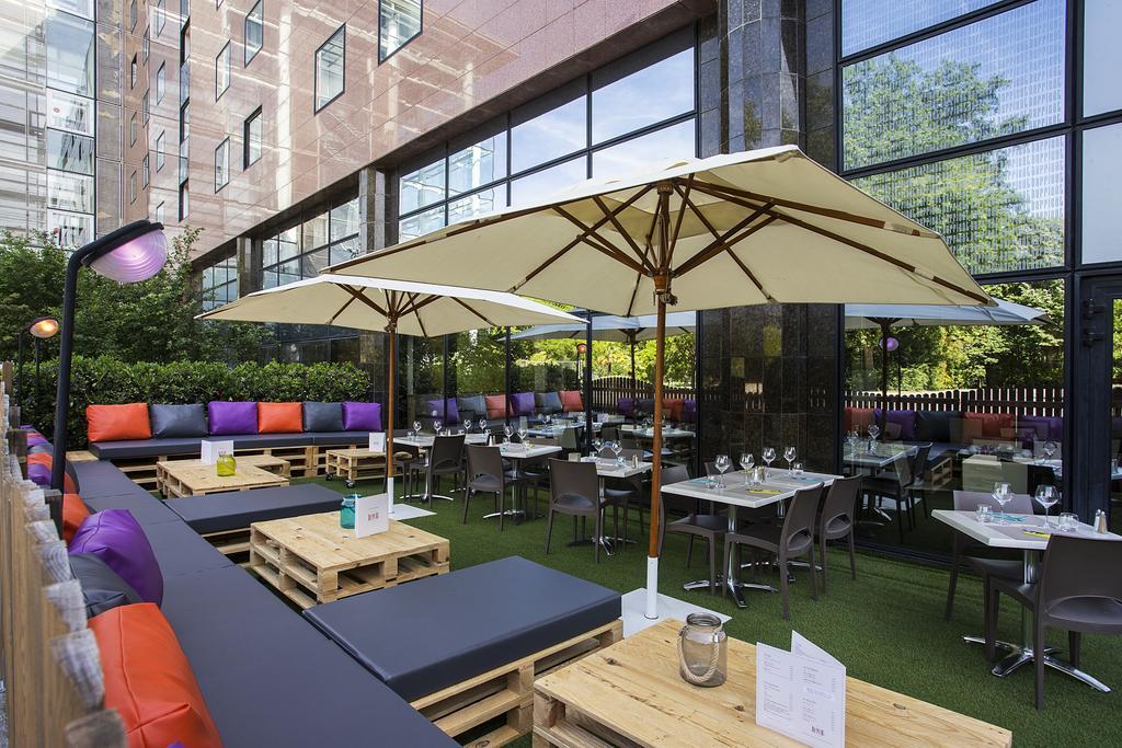 Hotel Mercure Centre Compans