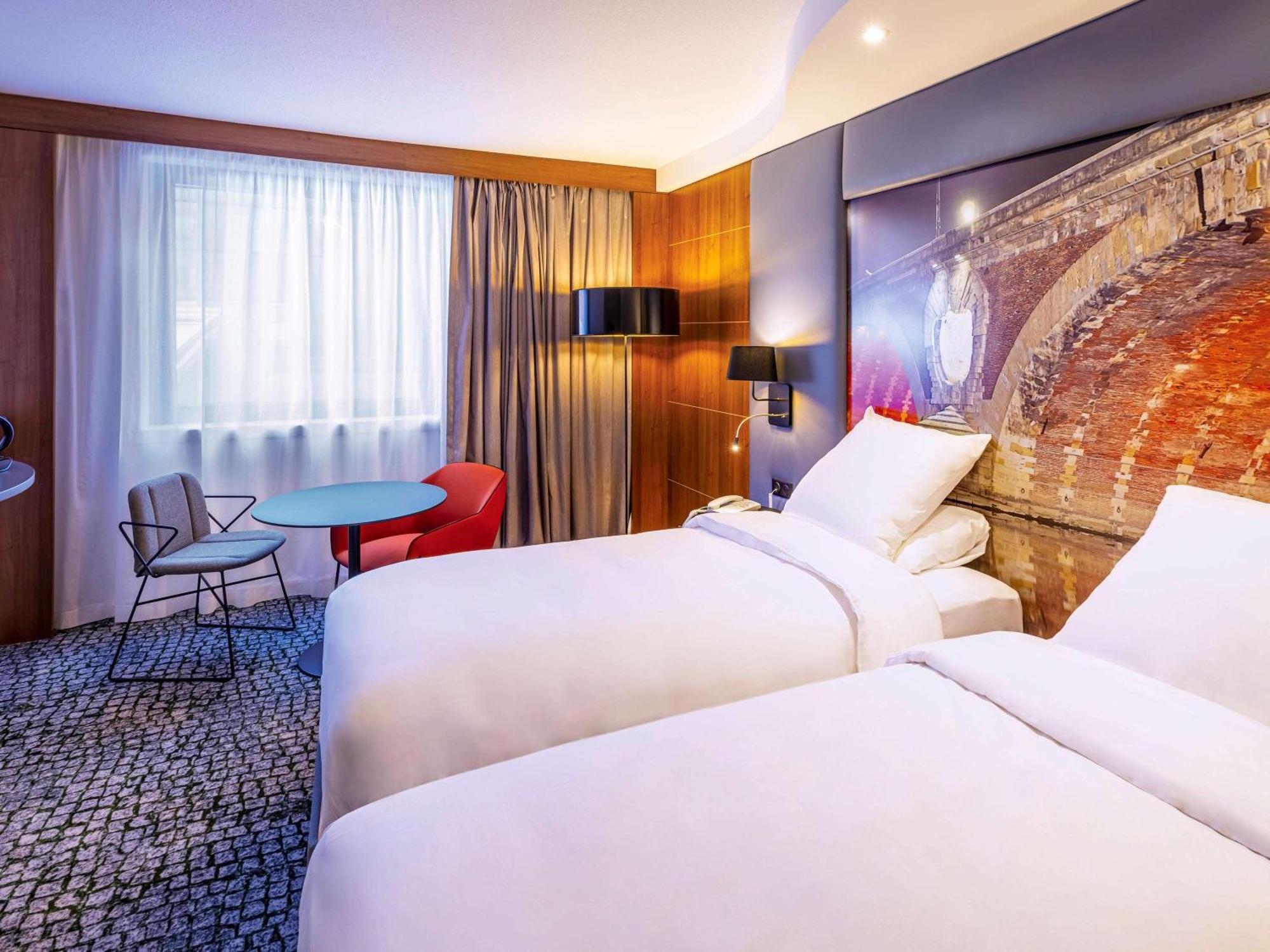 Mercure Centre Compans 4*